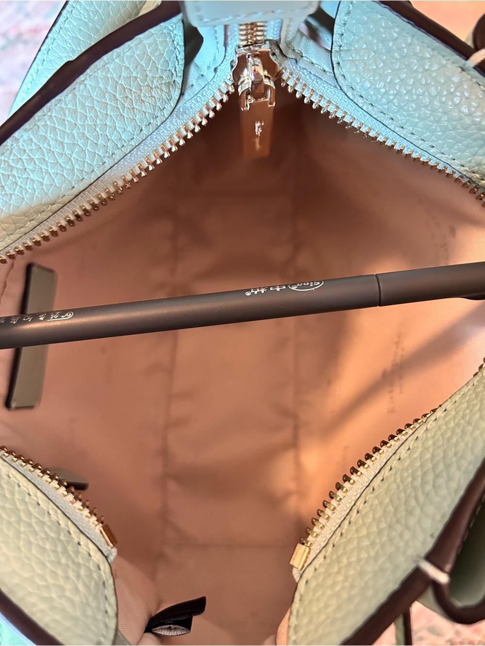 Kate Spade Dumpling Pebbled Leather Light Mint Green Crossbody Bag Purse EUC - Picture 9 of 14